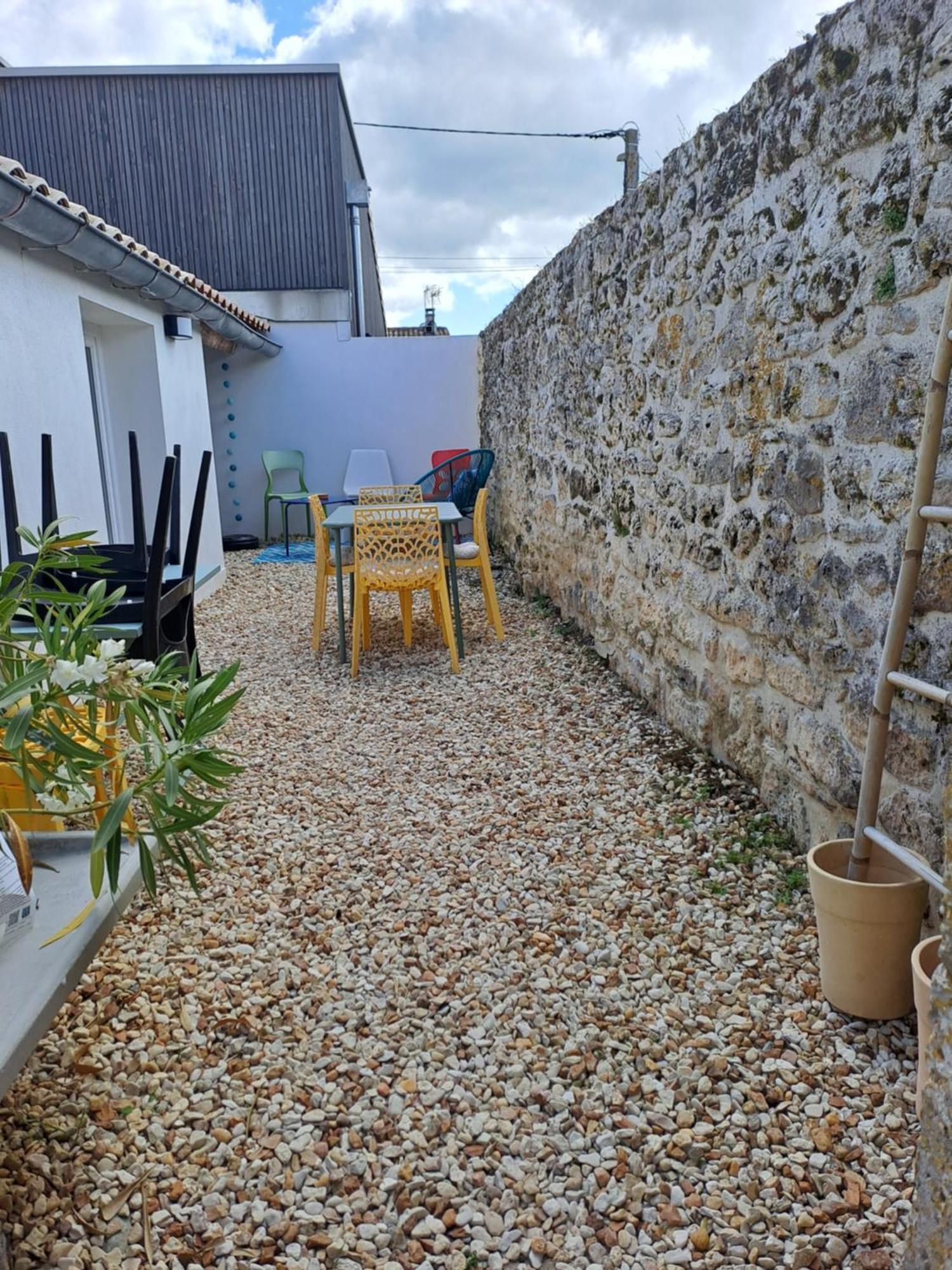 Maison Depaysante Au Calme Angouleme Holiday home