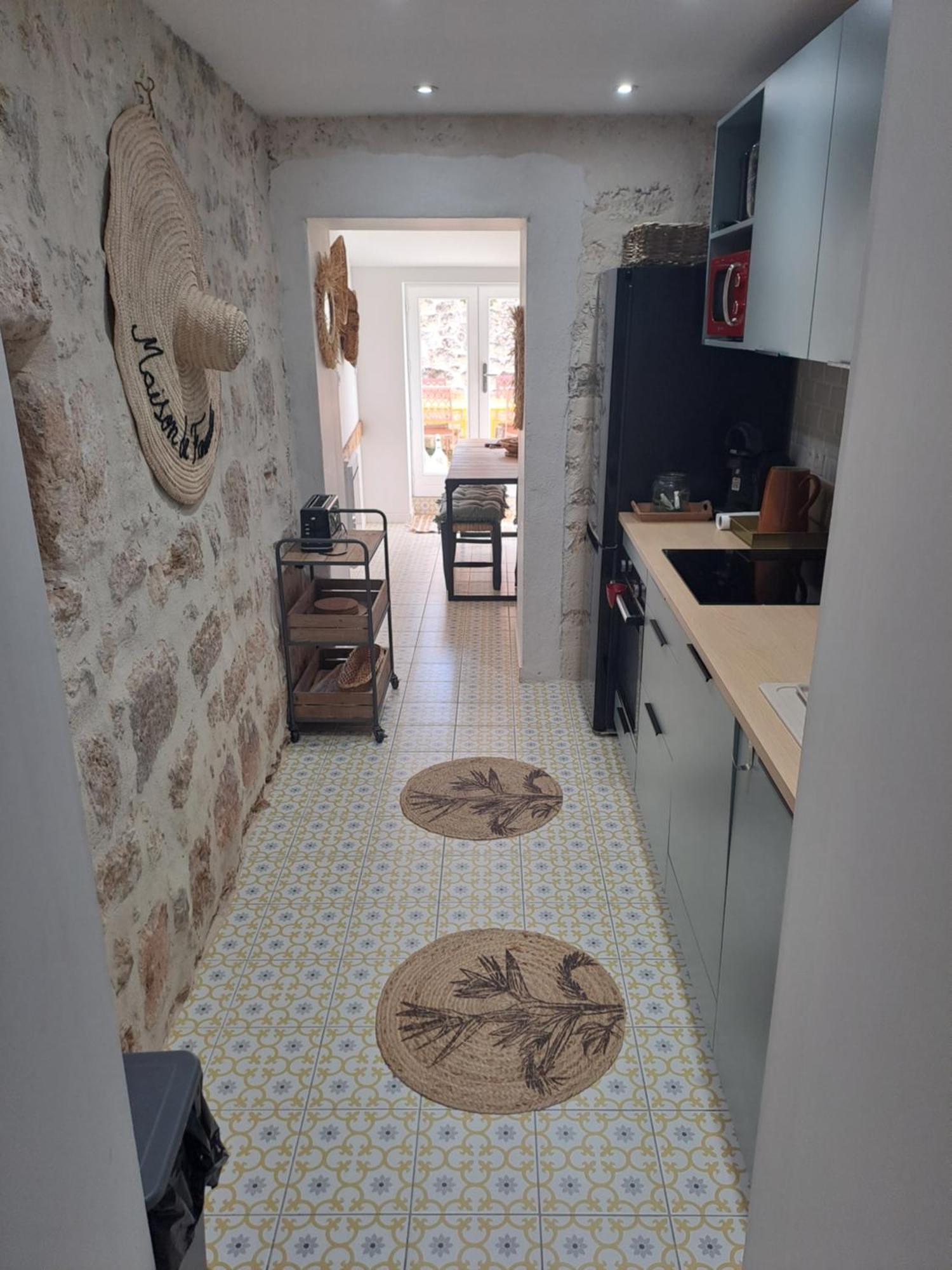 Holiday home Maison Depaysante Au Calme Angouleme